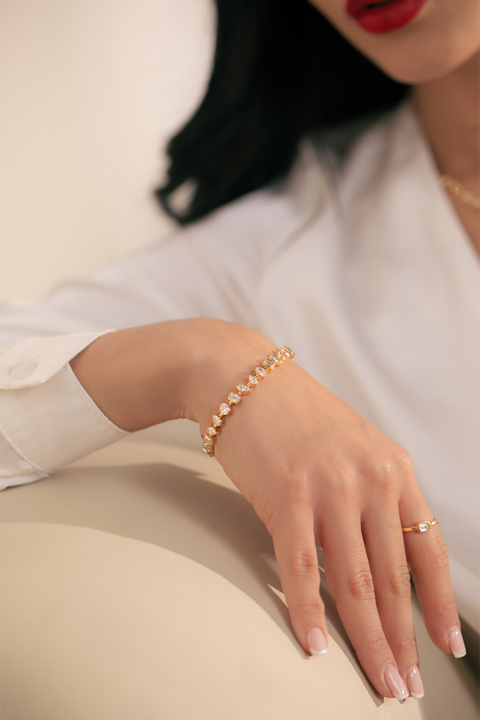 14K “Luminous Petals” CZ Bracelet – Gold & Lab Diamonds