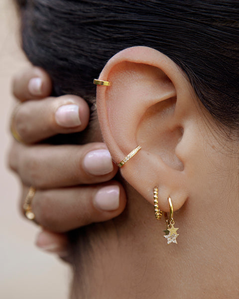 14k Doradus Stars Huggies